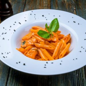 tuna casserole with penne - penne pasta with tuna and tomato sauce - tuna pasta with tomato and basil