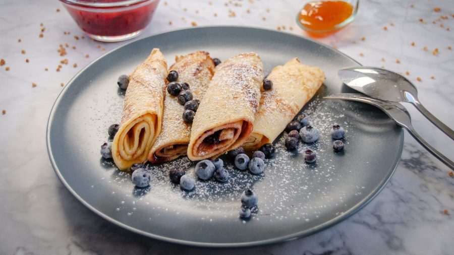 The best French Crepes recipe - easy crepes recipes with traditional French fillings - Europe Dishes