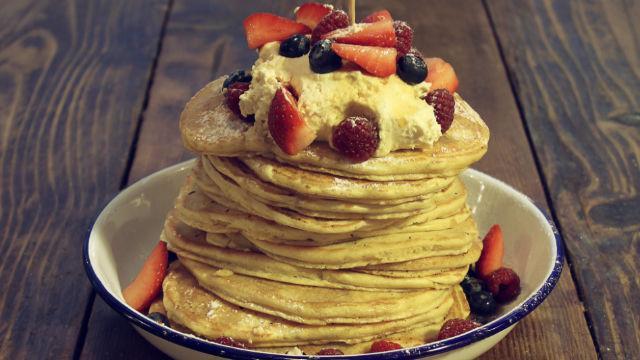 10 Places for the Best Breakfast in London - Duck & Waffle, Gail's Bakery... - Healthy Breakfast Restaurants, Pancakes, English Breakfast and more